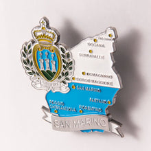 Carregar imagem no visualizador da galeria, Imã San Marino - Imã Geladeira San Marino em Metal com Mapa, Bandeira, Cidades e Símbolos
