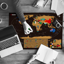 Carregar imagem no visualizador da galeria, Mapa de Raspadinha Flags - Dourado - Mapa de Raspar Viagens com 253 Bandeiras - A2