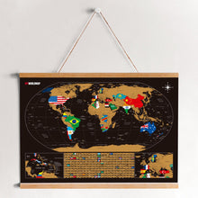 Carregar imagem no visualizador da galeria, Mapa de Raspadinha Flags - Dourado - Mapa de Raspar Viagens com 253 Bandeiras - A2