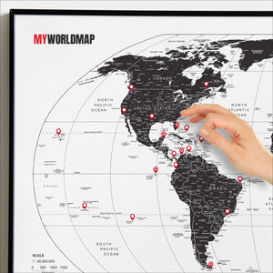 Combo Mapa Mundi Viagens Minimalista 3.000 Cidades e Maravilhas da Arquitetura - Inclui Adesivo Pins